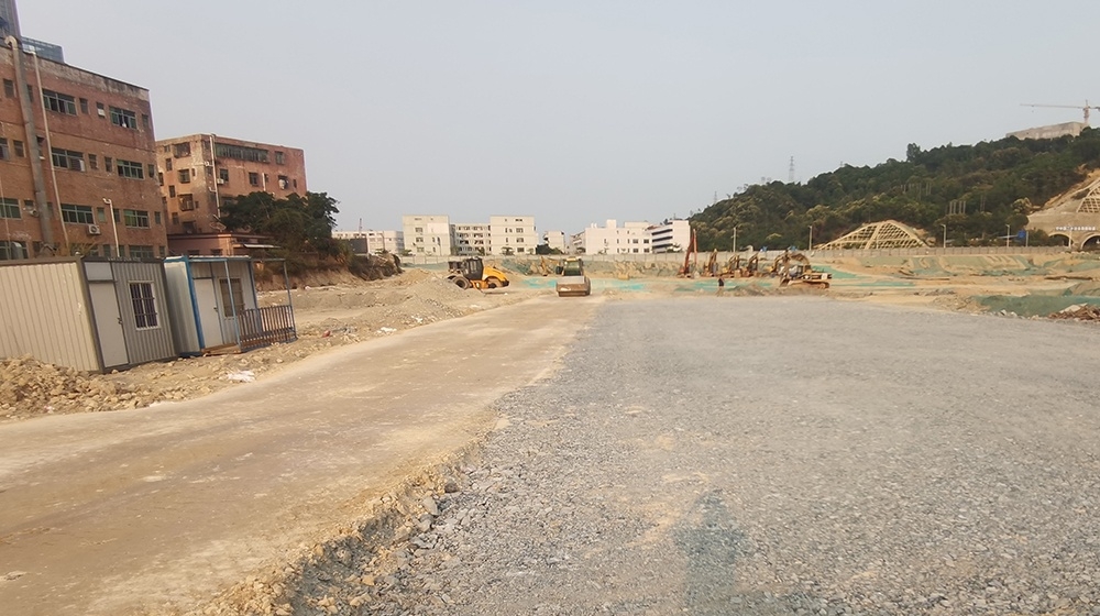 深圳龙岗区云科智慧园生态超疏水土施工便道